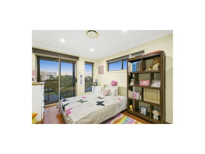 35 Windward Place, Jacobs Well QLD 4208