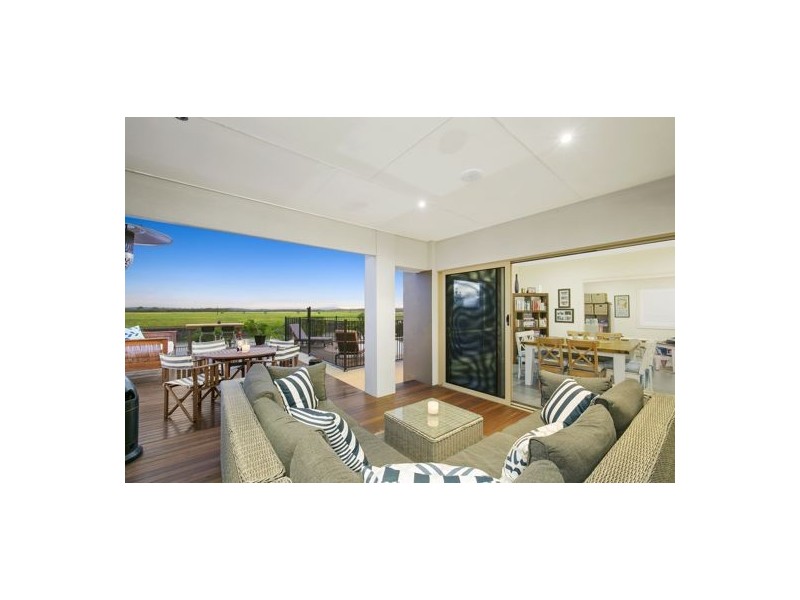 35 Windward Place, Jacobs Well QLD 4208