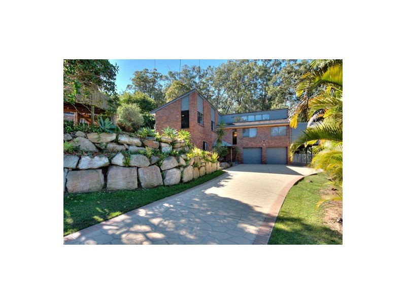 9 Wilpena Court, Springwood QLD 4127