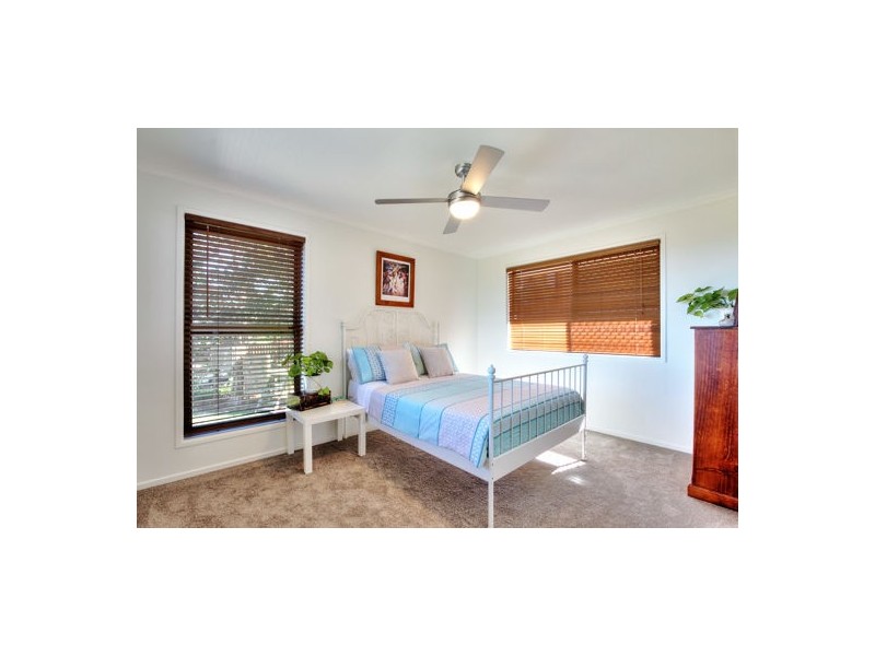 9 Wilpena Court, Springwood QLD 4127