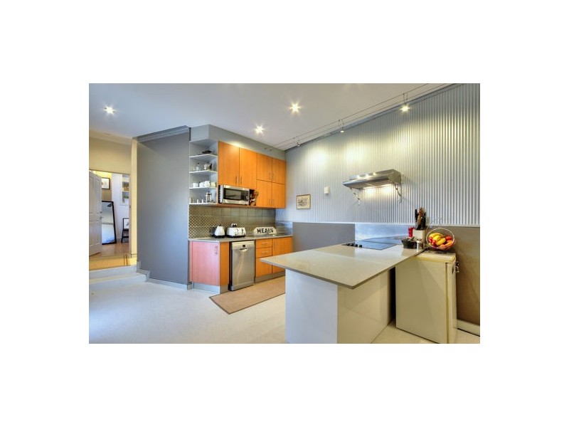 9 Wilpena Court, Springwood QLD 4127
