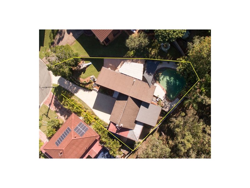 9 Wilpena Court, Springwood QLD 4127