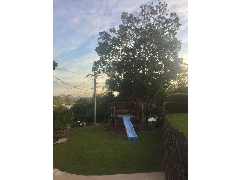 9 Wilpena Court, Springwood QLD 4127