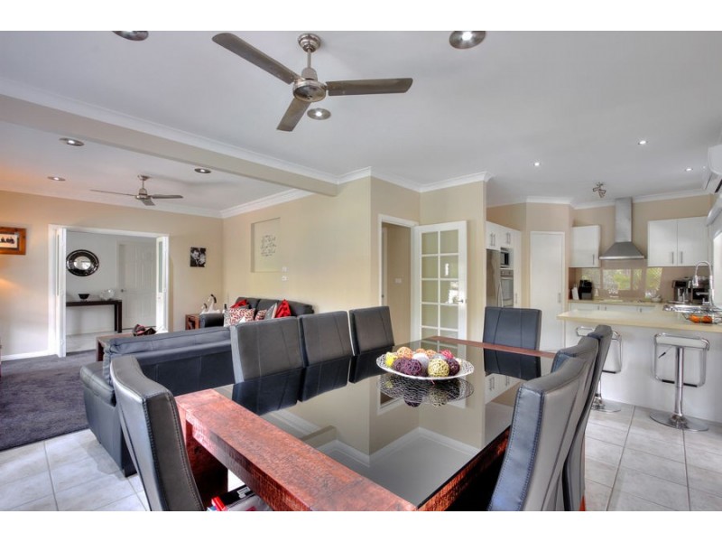 7 Tunbridge Drive, Nerang QLD 4211