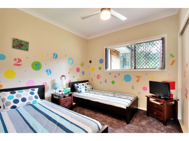 7 Tunbridge Drive, Nerang QLD 4211