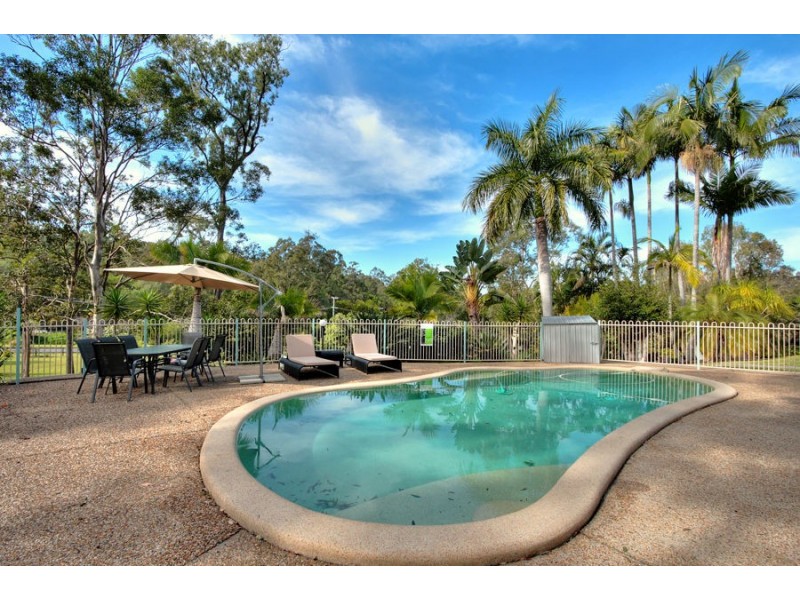 7 Tunbridge Drive, Nerang QLD 4211