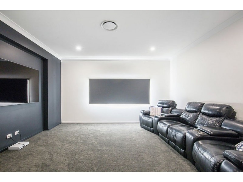 29 Sunset Place, Jacobs Well QLD 4208