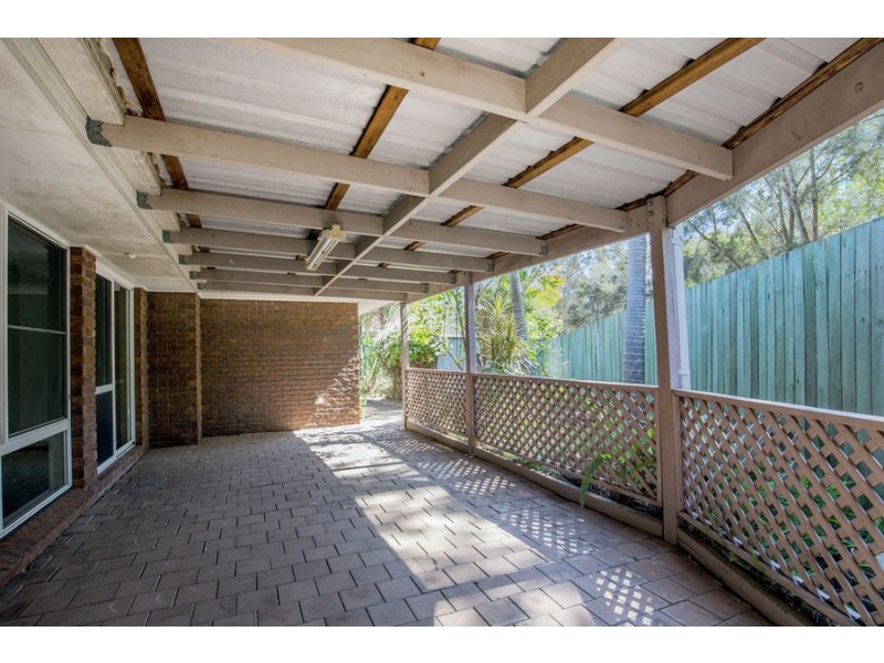 13 Hochtief Court, Edens Landing QLD 4207