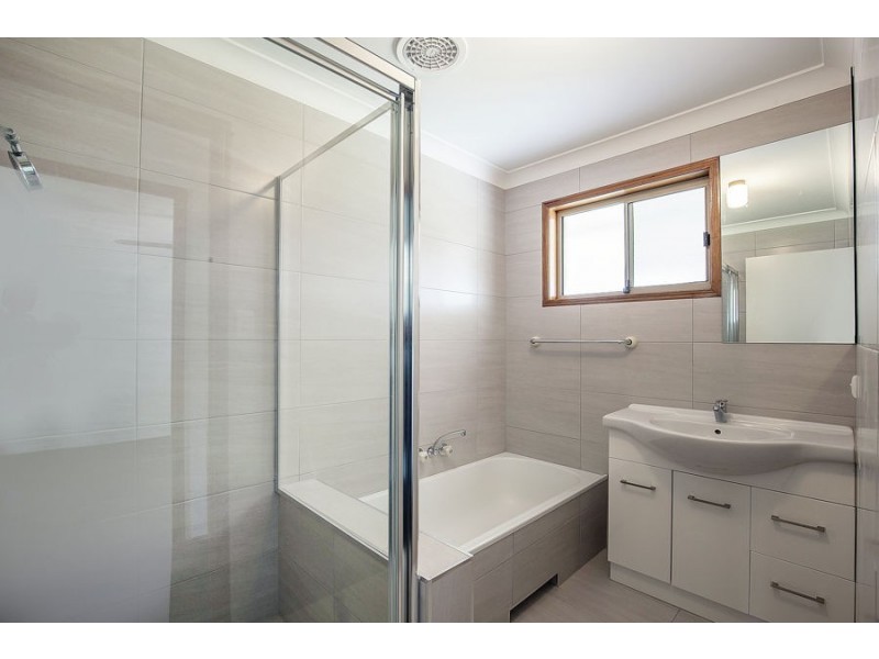 9 Glendevon Crescent, Mount Warren Park QLD 4207