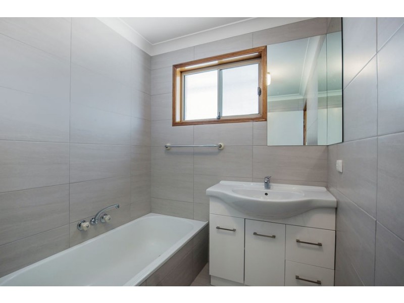9 Glendevon Crescent, Mount Warren Park QLD 4207