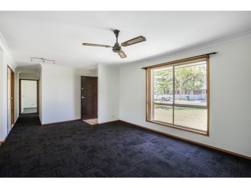 9 Glendevon Crescent, Mount Warren Park QLD 4207