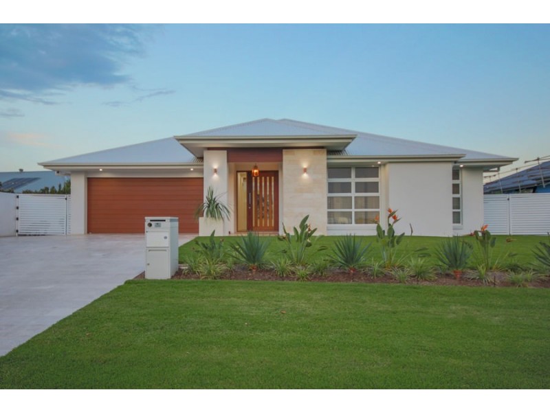 27 Sundown Place, Calypso Bay, Jacobs Well QLD 4208