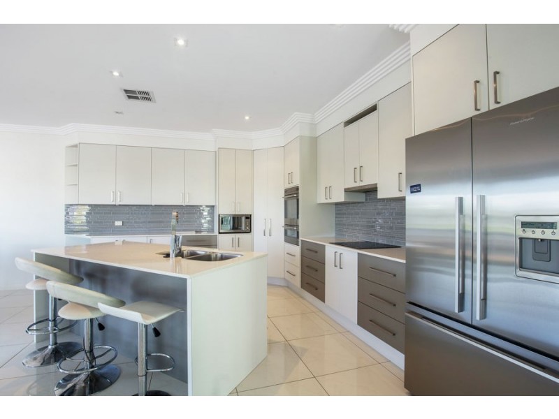 11 Marina Parade,, Jacobs Well QLD 4208