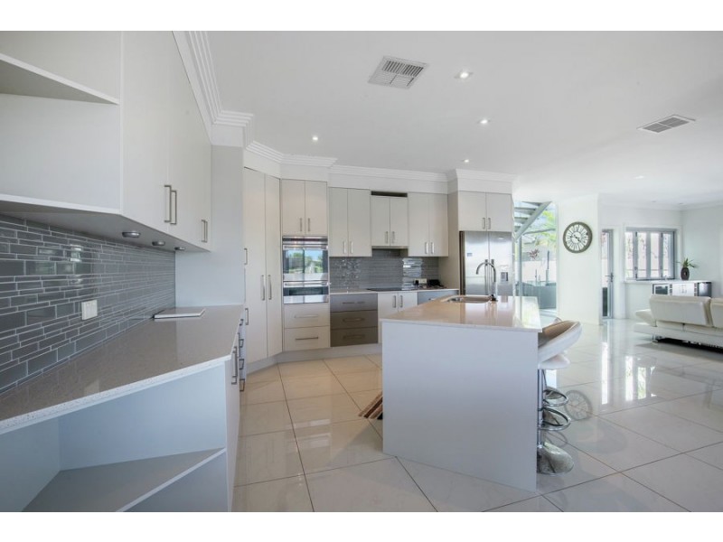 11 Marina Parade,, Jacobs Well QLD 4208