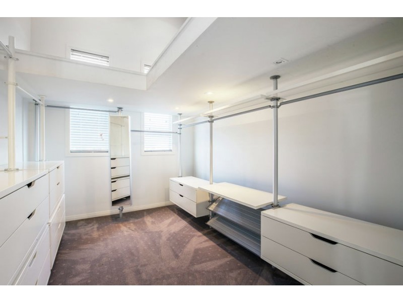 11 Marina Parade,, Jacobs Well QLD 4208