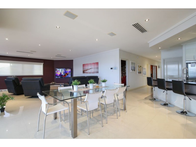 29 Marina Parade, Jacobs Well QLD 4208