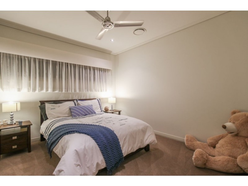 29 Marina Parade, Jacobs Well QLD 4208