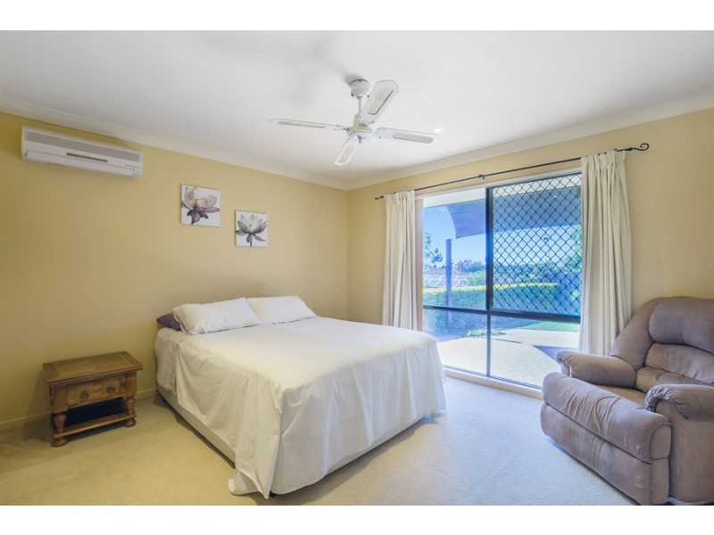 12 Hatutu Street, Pacific Pines QLD 4211