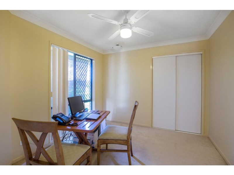 12 Hatutu Street, Pacific Pines QLD 4211