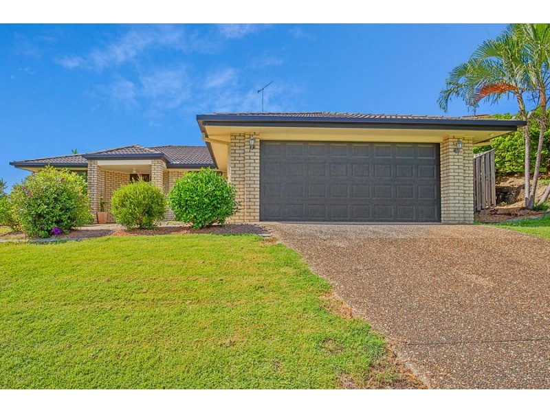 12 Hatutu Street, Pacific Pines QLD 4211