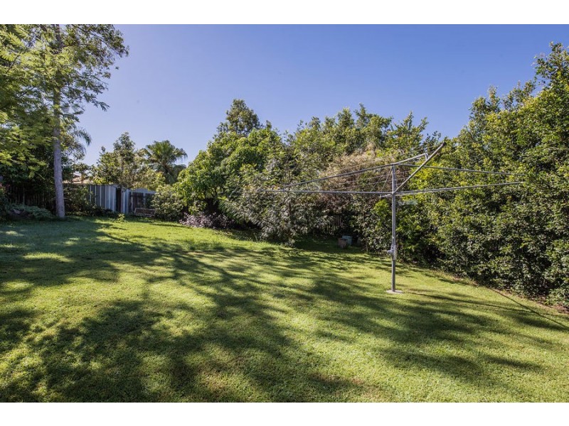 9 Caloola Drive, Springwood QLD 4127