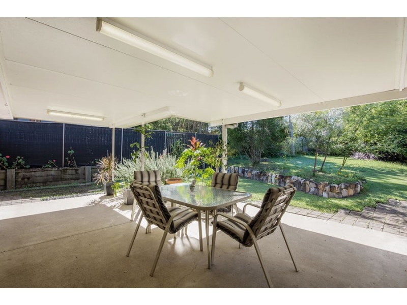 9 Caloola Drive, Springwood QLD 4127