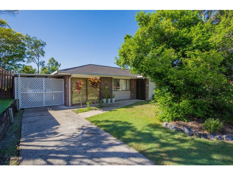 9 Caloola Drive, Springwood QLD 4127