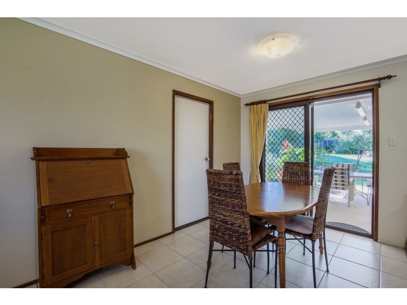 9 Caloola Drive, Springwood QLD 4127