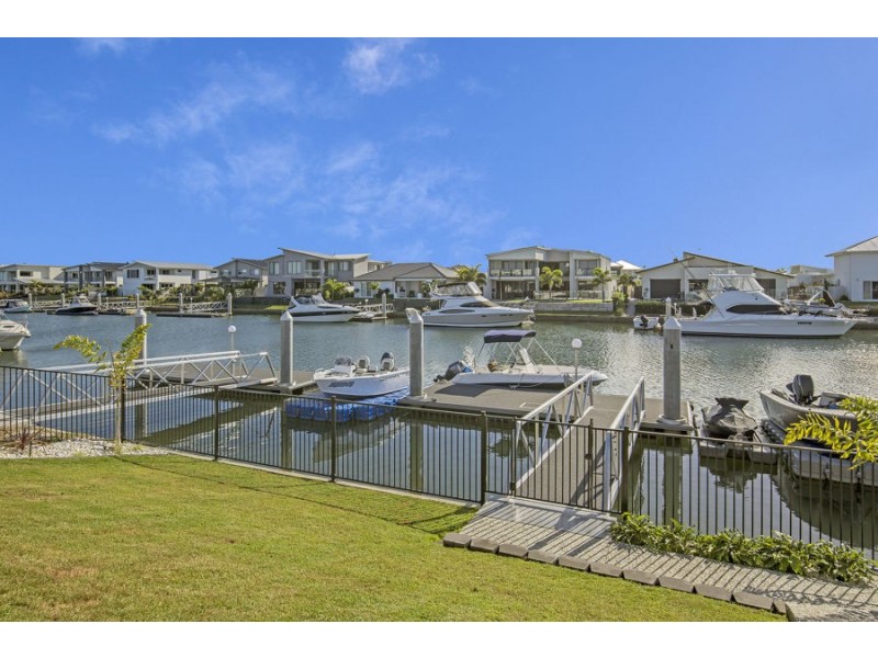 24 Paradise Parade, Jacobs Well QLD 4208