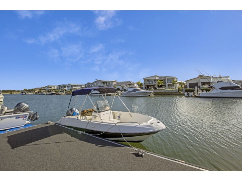 24 Paradise Parade, Jacobs Well QLD 4208