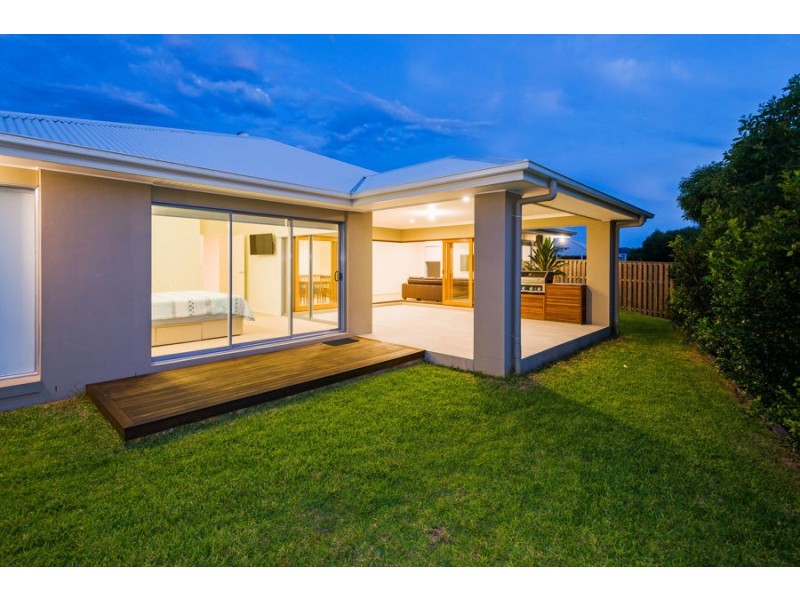 50 Ningaloo Drive, Pimpama QLD 4209