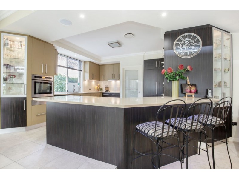 20 Marina Parade, Jacobs Well QLD 4208