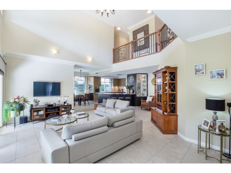 20 Marina Parade, Jacobs Well QLD 4208