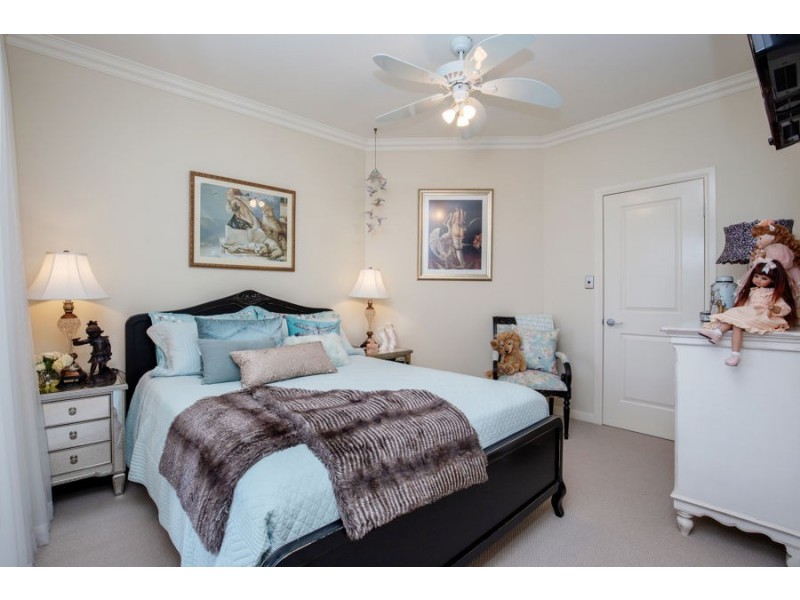20 Marina Parade, Jacobs Well QLD 4208