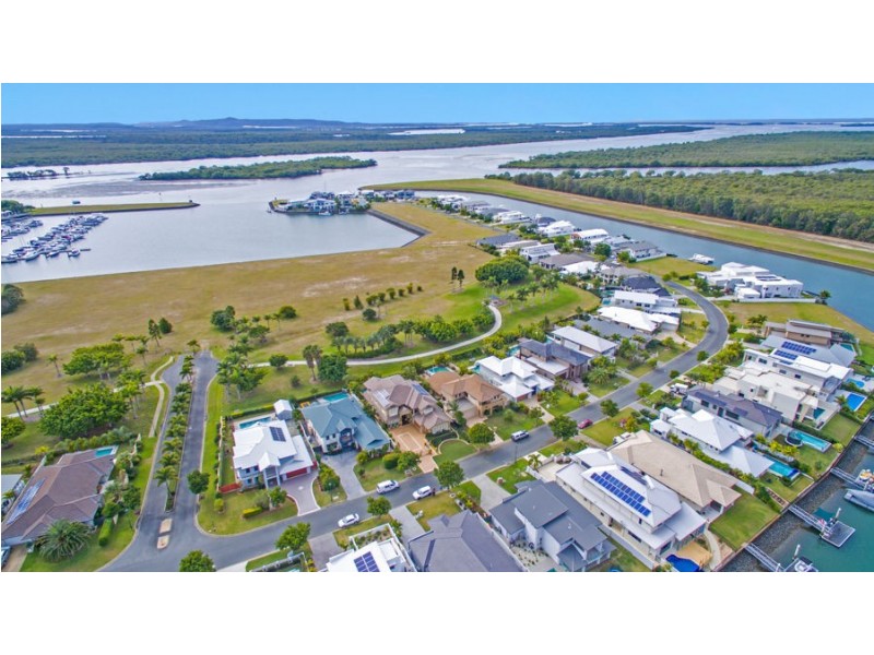 20 Marina Parade, Jacobs Well QLD 4208