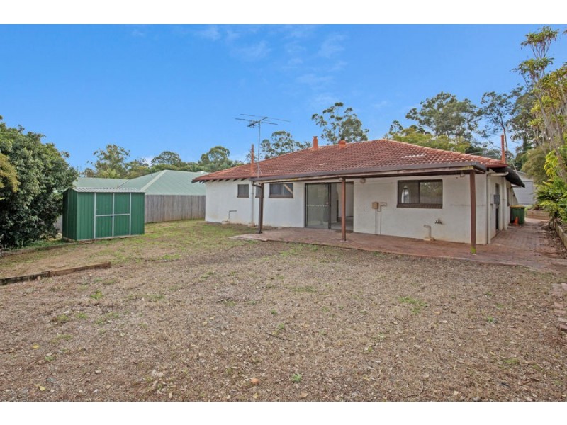 8 Mayflower Street, Daisy Hill QLD 4127