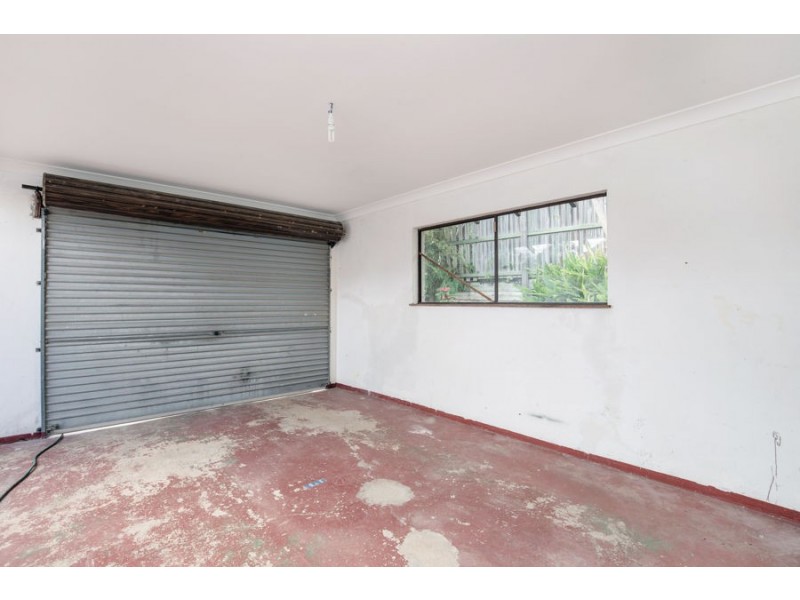 8 Mayflower Street, Daisy Hill QLD 4127