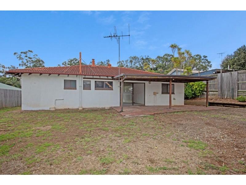 8 Mayflower Street, Daisy Hill QLD 4127