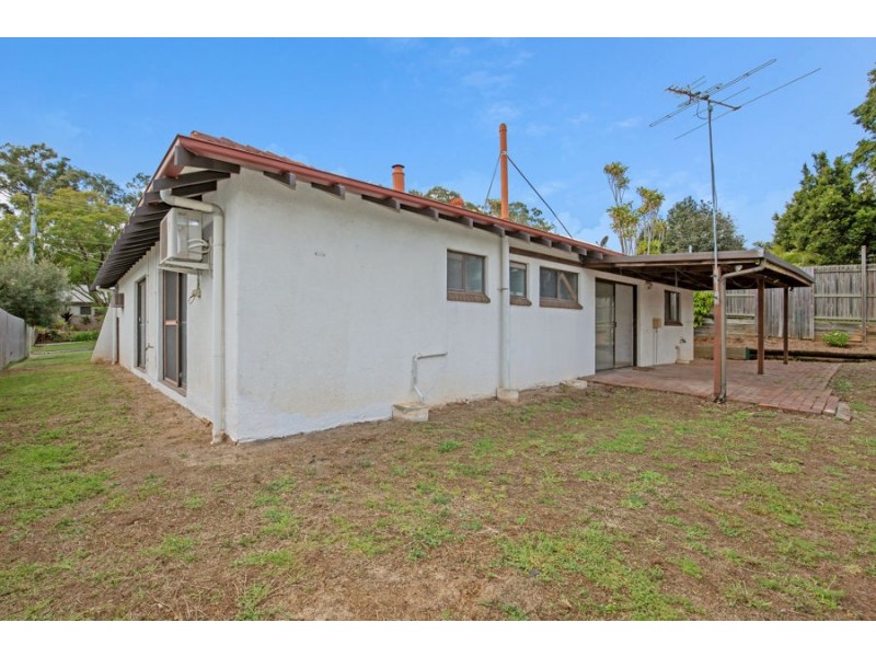 8 Mayflower Street, Daisy Hill QLD 4127