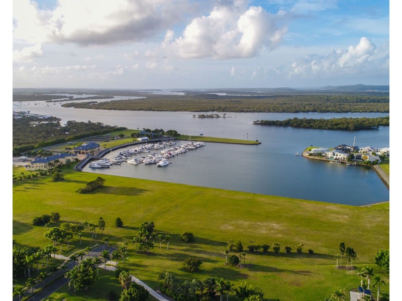24 Paradise Parade, Jacobs Well QLD 4208