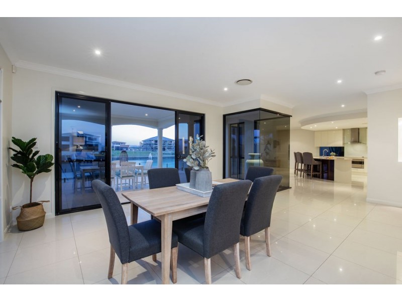 27 Windward Place, Jacobs Well QLD 4208