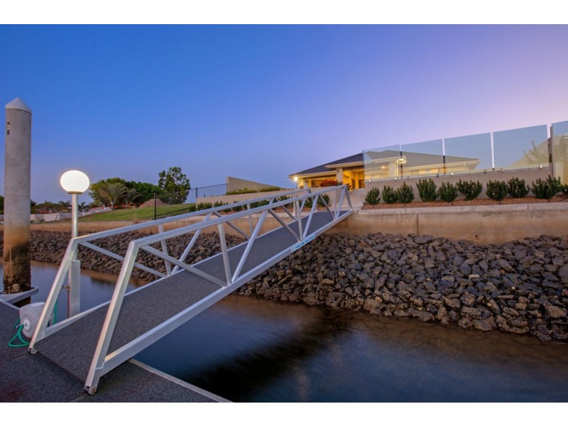 11 Catalina Parade, Jacobs Well QLD 4208
