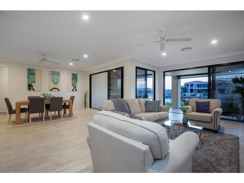 11 Catalina Parade, Jacobs Well QLD 4208