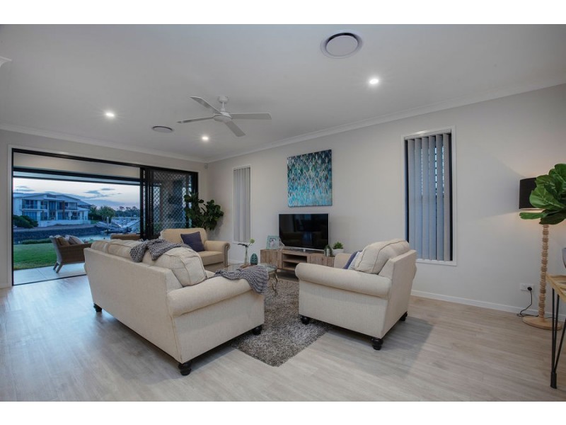 11 Catalina Parade, Jacobs Well QLD 4208