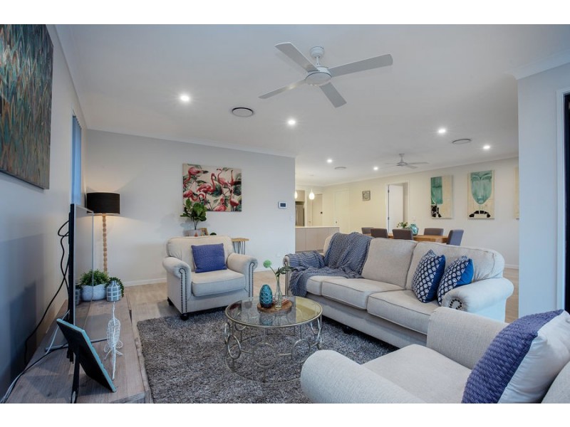 11 Catalina Parade, Jacobs Well QLD 4208