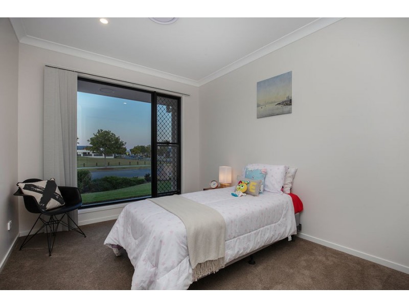 11 Catalina Parade, Jacobs Well QLD 4208