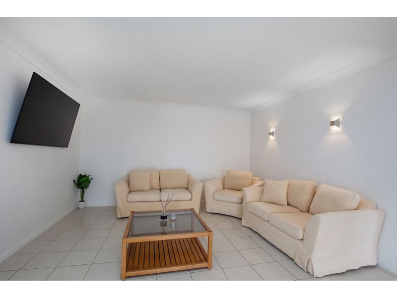 18 Yarwood Cresent, Ormeau Hills QLD 4208