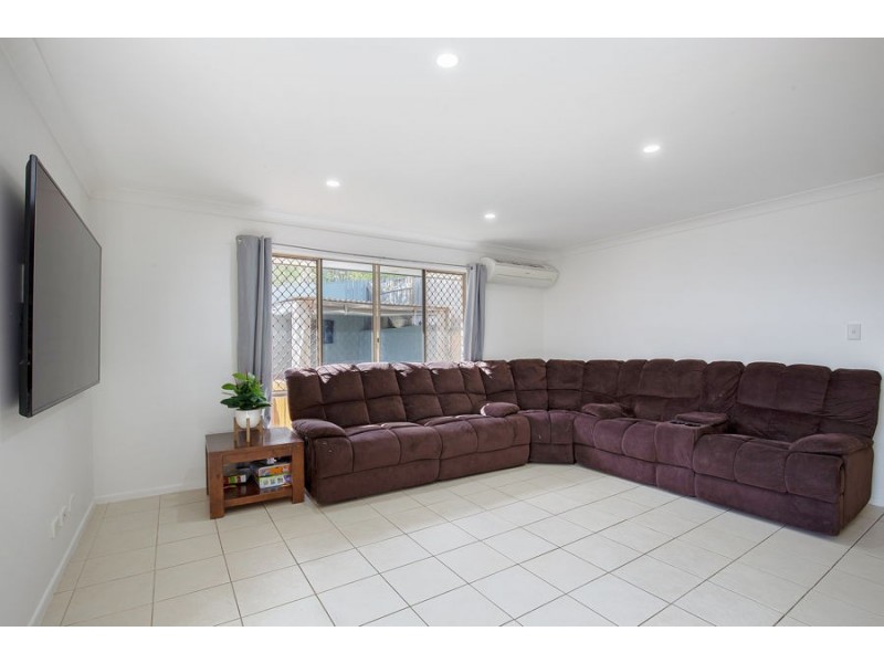 18 Yarwood Cresent, Ormeau Hills QLD 4208