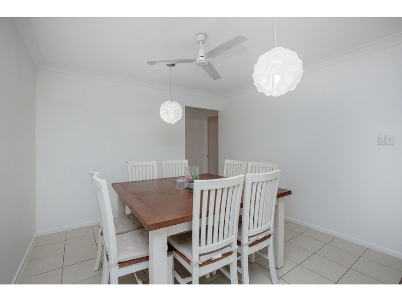 18 Yarwood Cresent, Ormeau Hills QLD 4208