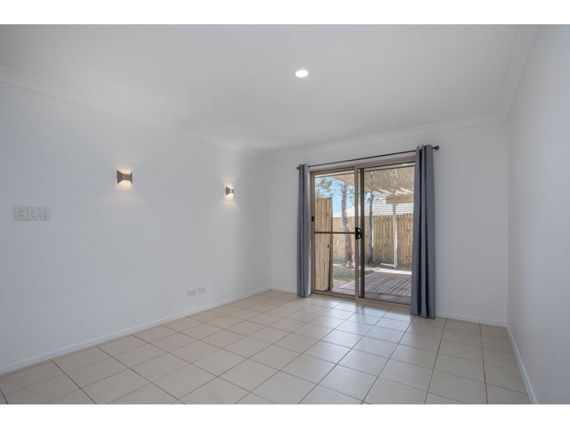 18 Yarwood Cresent, Ormeau Hills QLD 4208